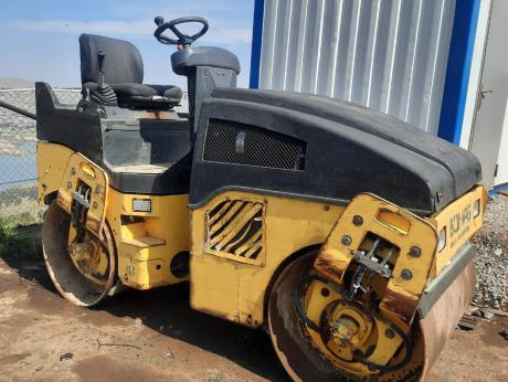 Bomag, BW 100AD-4