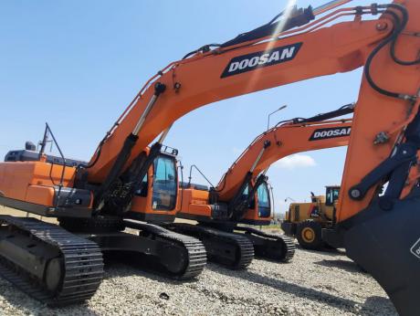 Doosan, DX 360 LCA