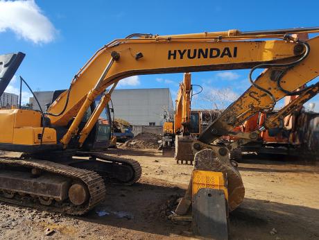Hyundai, 250LC-7
