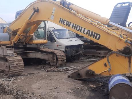 New Holland, E305