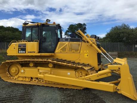 Komatsu, PX65