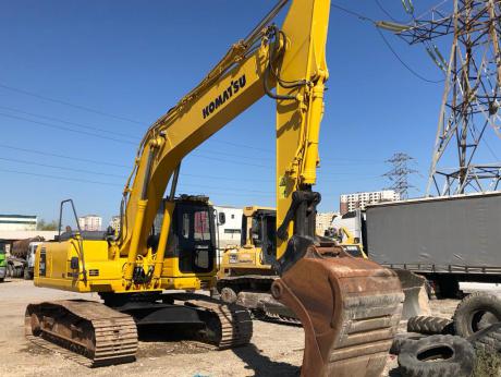 Komatsu, Pc240